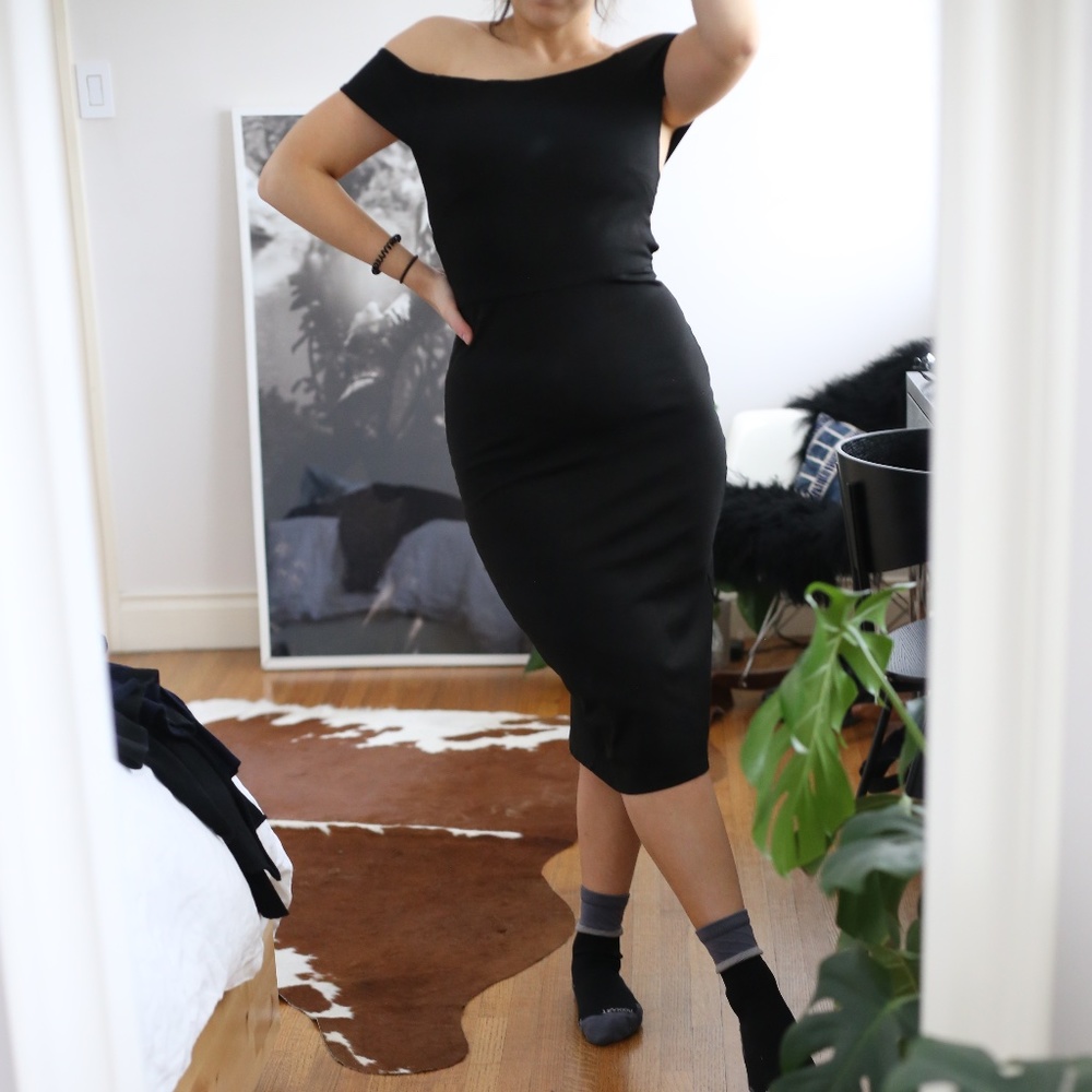 TALULA BODYCON MIDI DRESS - Picture 2 of 9